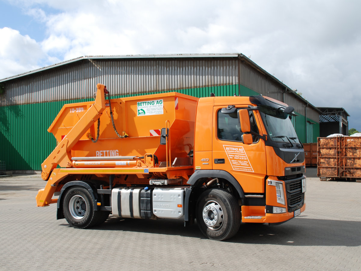 Volvo FM 410 mit 10 cbm Absetzkipper